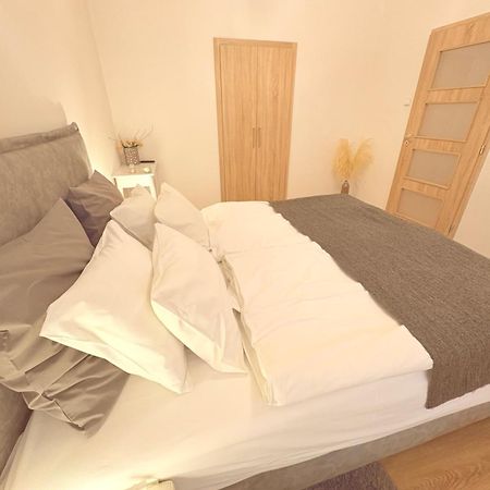 Trio Apartments Ostrava Eksteriør bilde