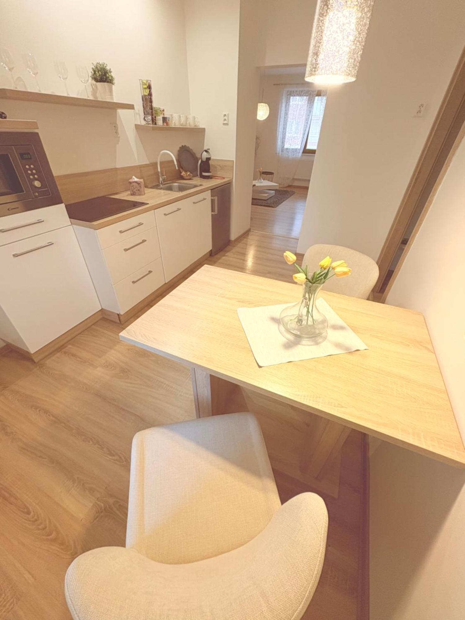 Trio Apartments Ostrava Eksteriør bilde
