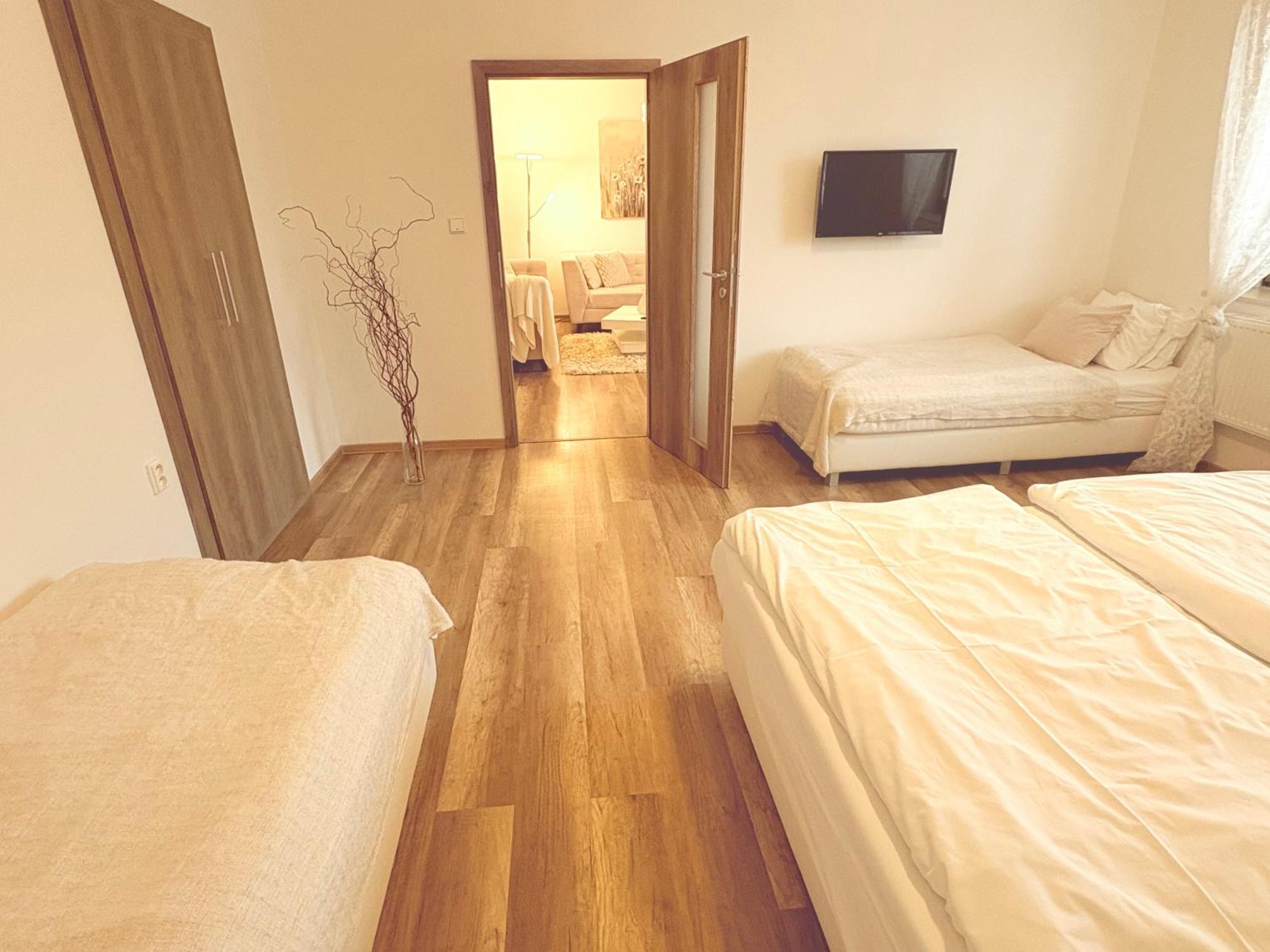 Trio Apartments Ostrava Eksteriør bilde