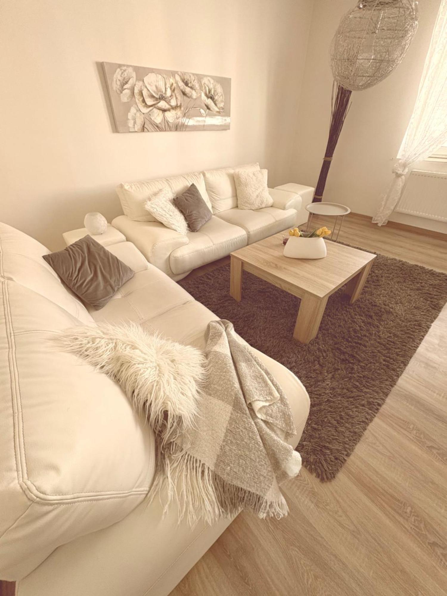 Trio Apartments Ostrava Eksteriør bilde